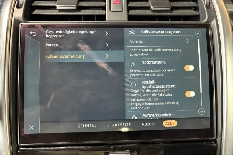 Land Rover Discovery din 2022 cu 75.000 km - oferta LAN163271 - foto 46