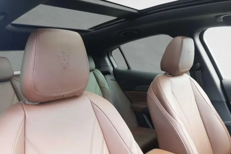 Maserati Grecale din 2022 cu 20.500 km - oferta MAS163277 - foto 10