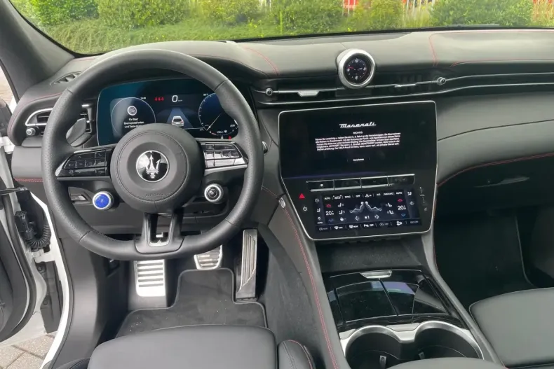 Maserati Grecale din 2024 cu 22.500 km - oferta MAS163278 - foto 13