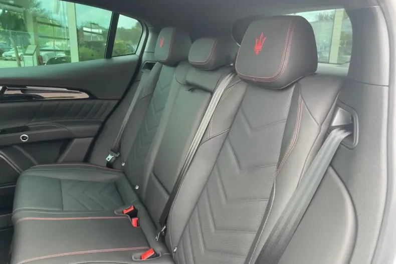 Maserati Grecale din 2024 cu 22.500 km - oferta MAS163278 - foto 14