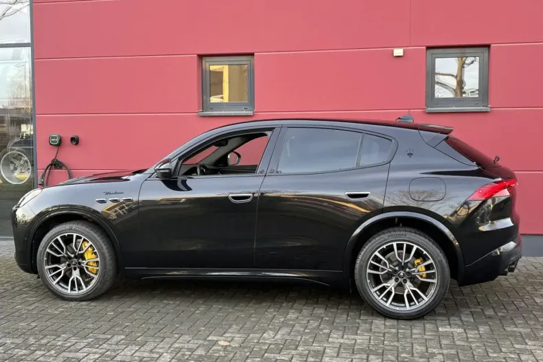 Maserati Grecale din 2023 cu 32.166 km - oferta MAS163279 - foto 9