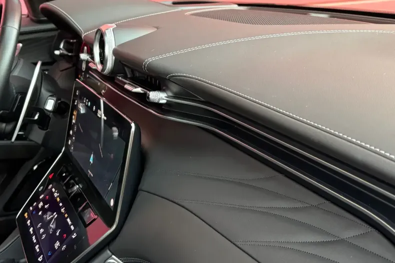 Maserati Grecale din 2023 cu 32.166 km - oferta MAS163279 - foto 23