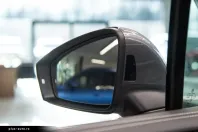 Volkswagen Touareg din 2025 cu 17.407 km - oferta VOL163280 - foto 8