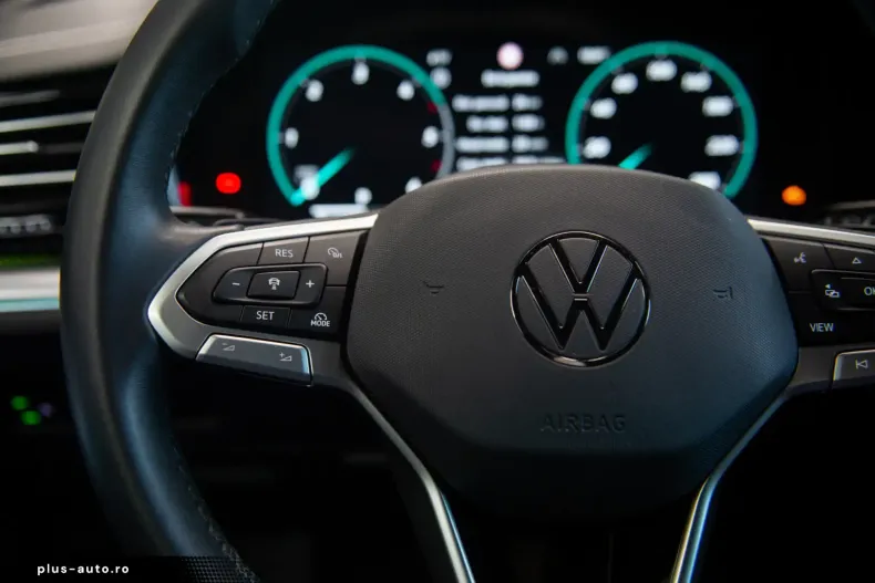 Volkswagen Touareg din 2025 cu 17.407 km - oferta VOL163280 - foto 16