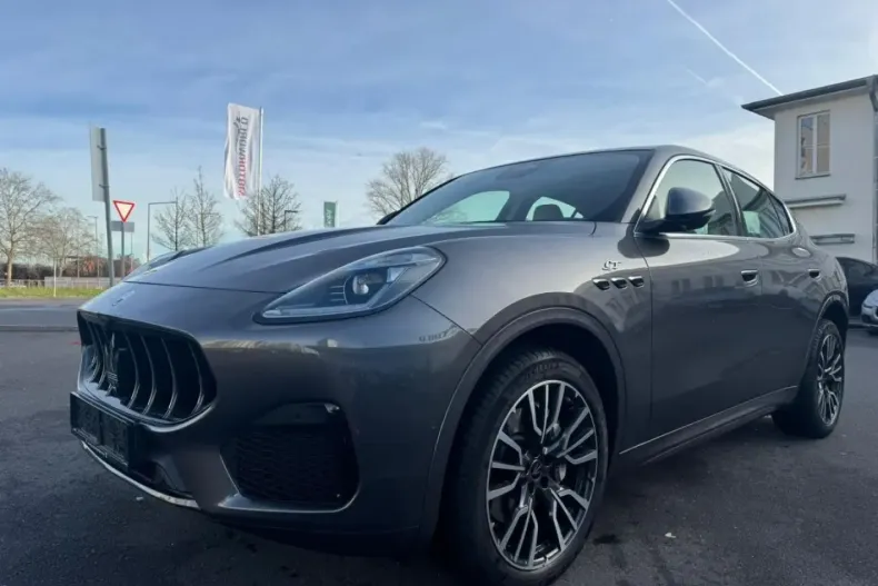 Maserati Grecale din 2023 cu 29.840 km - oferta MAS163281 - foto 1