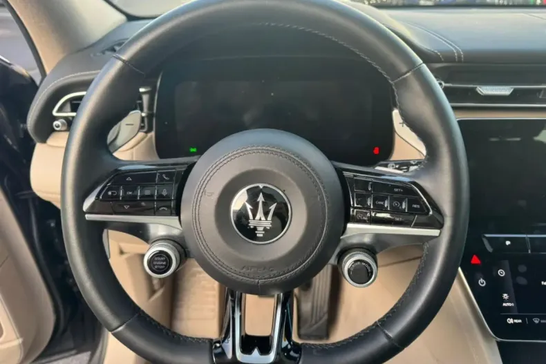 Maserati Grecale din 2023 cu 29.840 km - oferta MAS163281 - foto 14