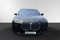 BMW 750 din 2023 cu 52.200 km - oferta BMW163286 - foto 2