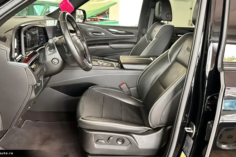 Cadillac Escalade din 2022 cu 45.900 km - oferta CAD163296 - foto 9