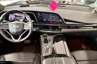 Cadillac Escalade din 2022 cu 45.900 km - oferta CAD163296 - foto 15