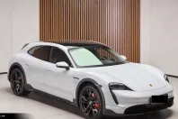 Porsche Taycan din 2022 cu 26.500 km - oferta POR163298 - foto 1