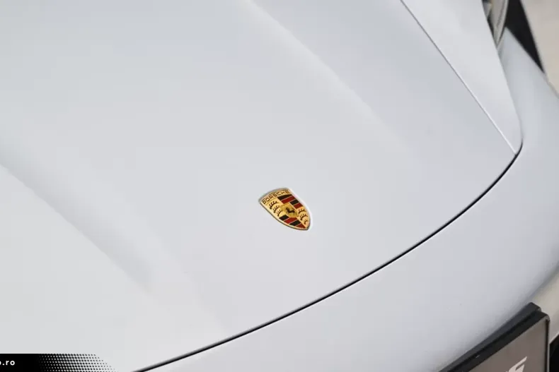 Porsche Taycan din 2022 cu 26.500 km - oferta POR163298 - foto 6