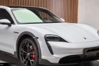 Porsche Taycan din 2022 cu 26.500 km - oferta POR163298 - foto 8