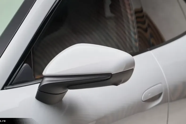 Porsche Taycan din 2022 cu 26.500 km - oferta POR163298 - foto 11