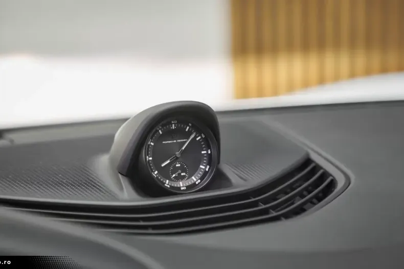 Porsche Taycan din 2022 cu 26.500 km - oferta POR163298 - foto 14