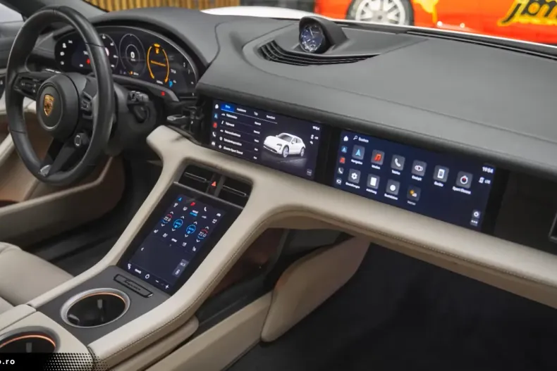 Porsche Taycan din 2022 cu 26.500 km - oferta POR163298 - foto 16
