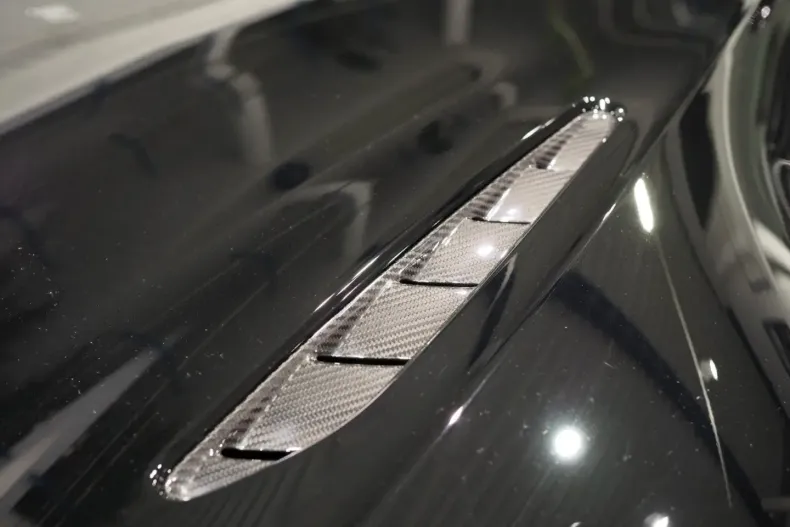 Aston Martin V8 Vantage din 2023 cu 12.800 km - oferta AST163299 - foto 27