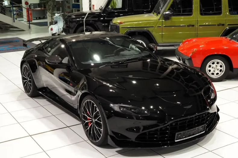 Aston Martin V8 Vantage din 2023 cu 12.800 km - oferta AST163299 - foto 33