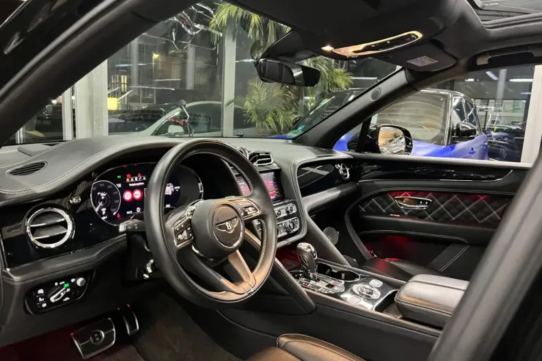 Bentley Bentayga din 2021 cu 60.000 km - oferta BEN163300 - foto 3