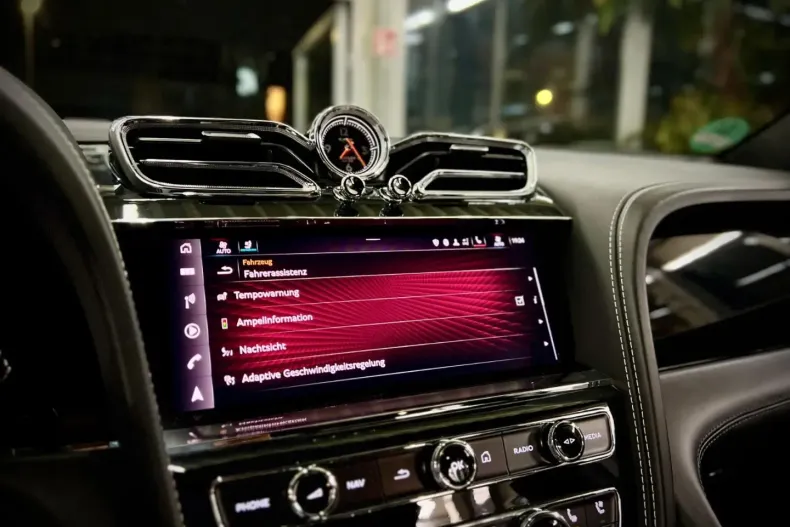 Bentley Bentayga din 2021 cu 60.000 km - oferta BEN163300 - foto 28