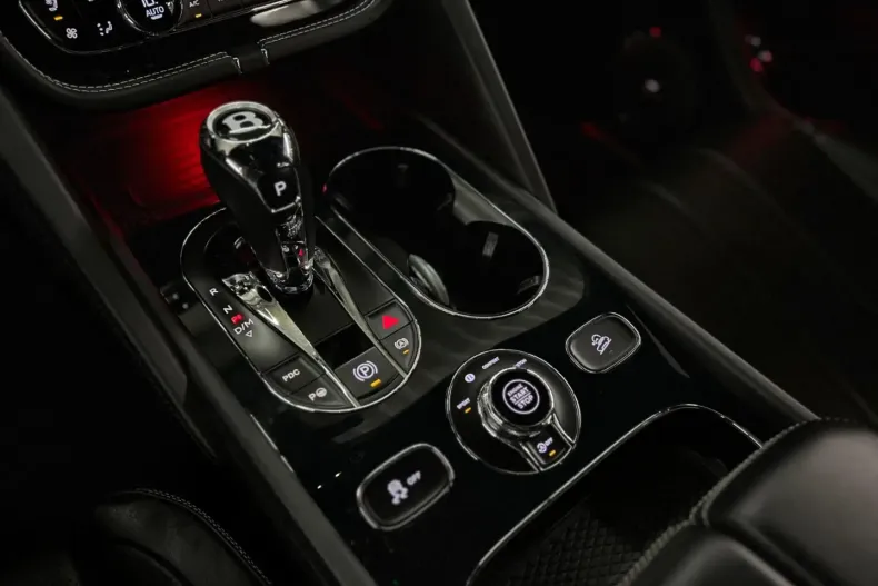 Bentley Bentayga din 2021 cu 60.000 km - oferta BEN163300 - foto 31