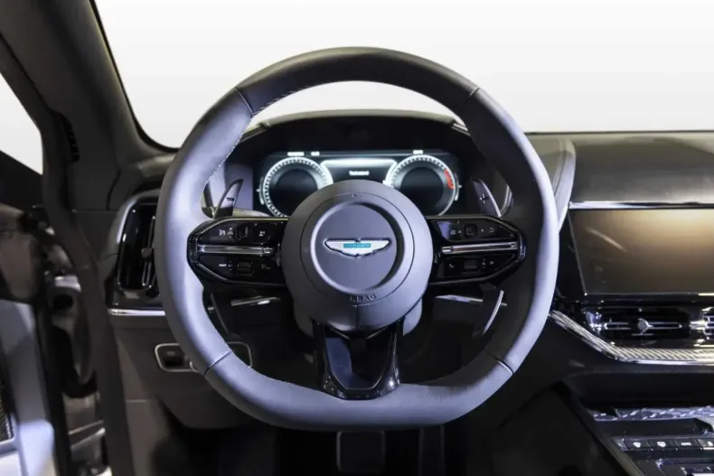 Aston Martin DBX din 2025 cu 12.500 km - oferta AST163301 - foto 11