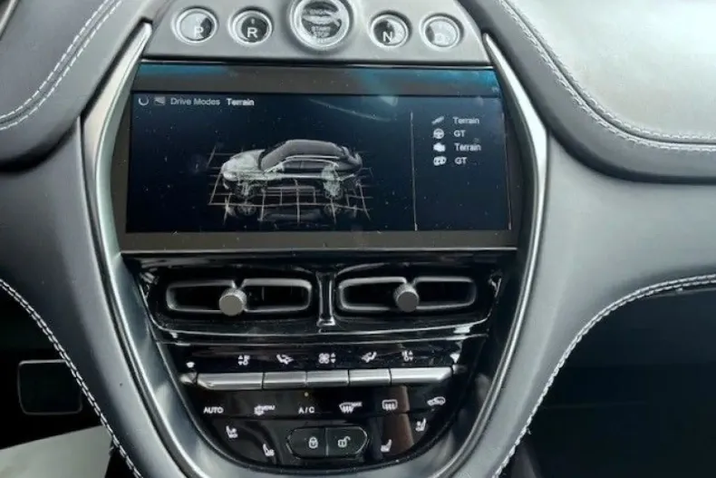 Aston Martin DBX din 2022 cu 58.652 km - oferta AST163306 - foto 15