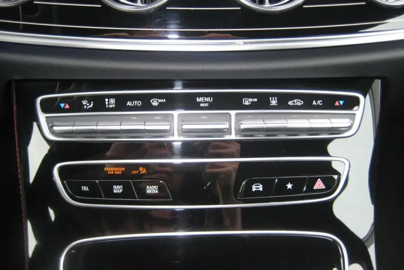 Mercedes-Benz CLS 53 AMG din 2021 cu 61.500 km - oferta MER163311 - foto 20