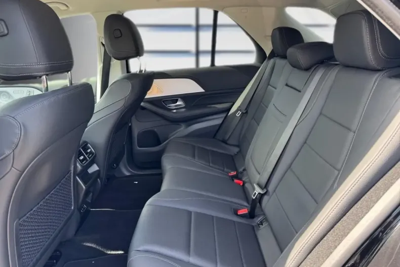 Mercedes-Benz GLE 300 din 2024 cu 30.935 km - oferta MER163312 - foto 6