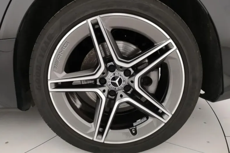 Mercedes-Benz CLS 400 din 2021 cu 42.856 km - oferta MER163315 - foto 7