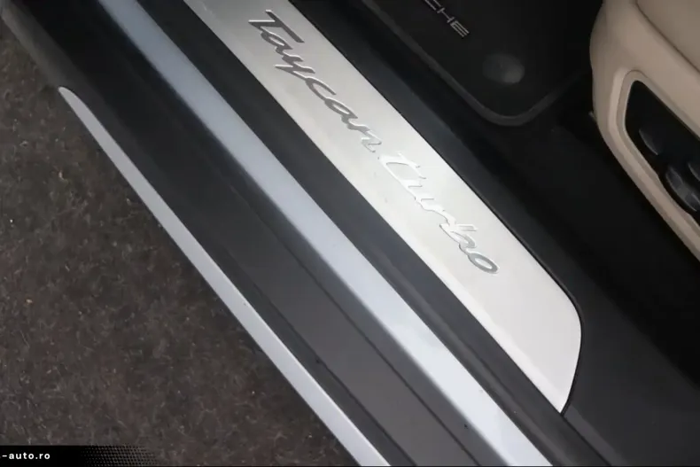 Porsche Taycan din 2020 cu 86.881 km - oferta POR163320 - foto 19