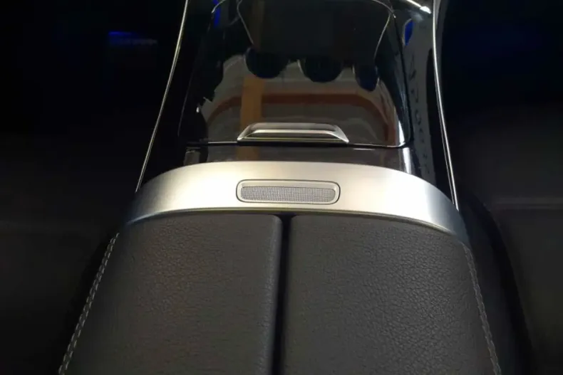 Mercedes-Benz GLC 300 din 2023 cu 34.022 km - oferta MER163332 - foto 5