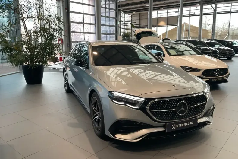 Mercedes-Benz E 300 din 2024 cu 19.033 km - oferta MER163339 - foto 2