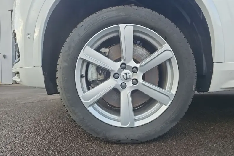 Volvo XC90 din 2024 cu 20.800 km - oferta VOL163341 - foto 10