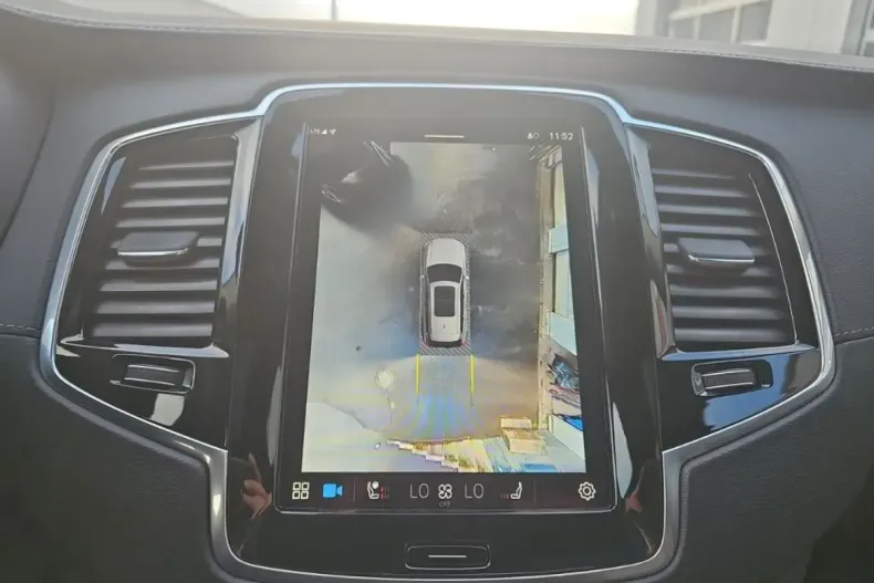 Volvo XC90 din 2024 cu 20.800 km - oferta VOL163341 - foto 12