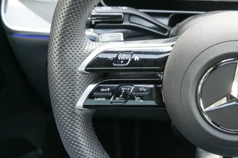 Mercedes-Benz GLC 200 din 2025 cu 5.461 km - oferta MER163345 - foto 14