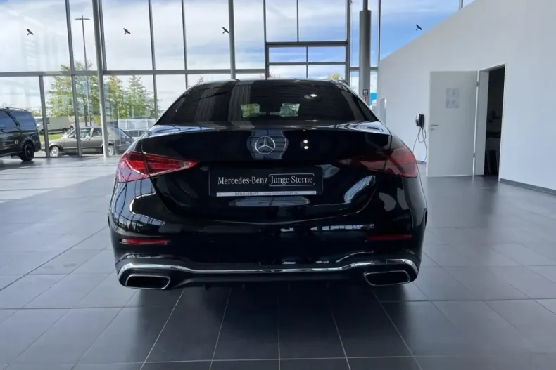 Mercedes-Benz C 300 din 2024 cu 6.886 km - oferta MER163350 - foto 5
