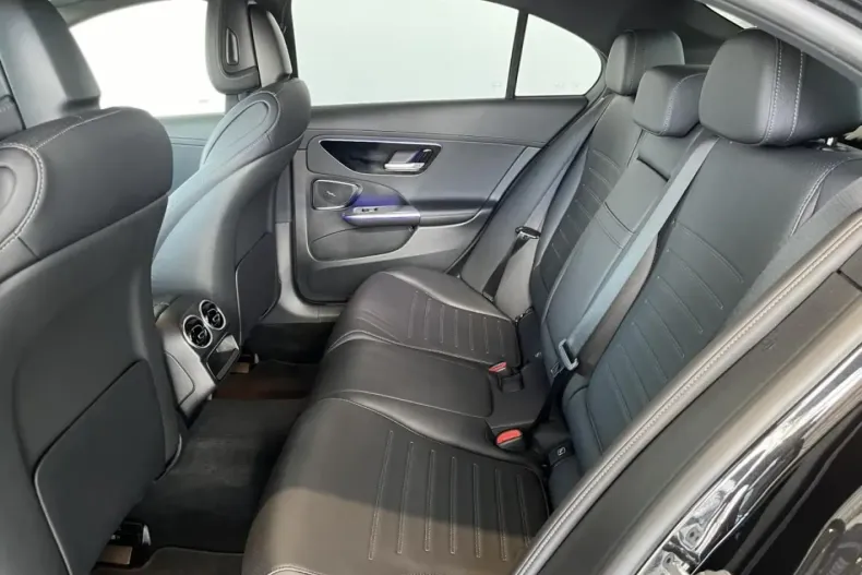 Mercedes-Benz C 300 din 2024 cu 6.886 km - oferta MER163350 - foto 11