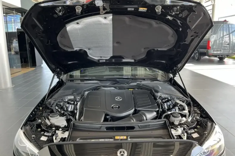 Mercedes-Benz C 300 din 2024 cu 6.886 km - oferta MER163350 - foto 12