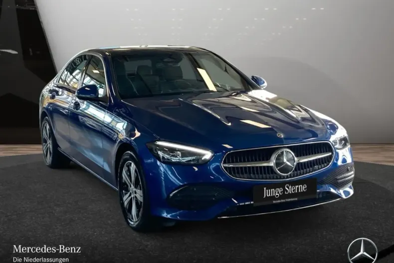 Mercedes-Benz C 300 din 2024 cu 3.630 km - oferta MER163351 - foto 3