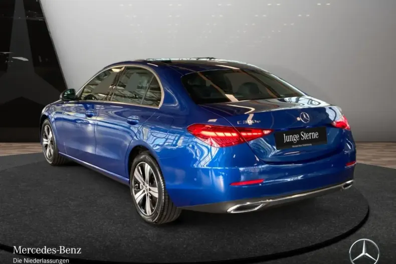 Mercedes-Benz C 300 din 2024 cu 3.630 km - oferta MER163351 - foto 6