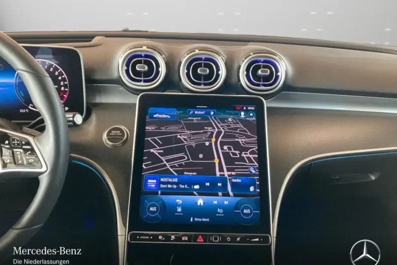 Mercedes-Benz C 300 din 2024 cu 3.630 km - oferta MER163351 - foto 12