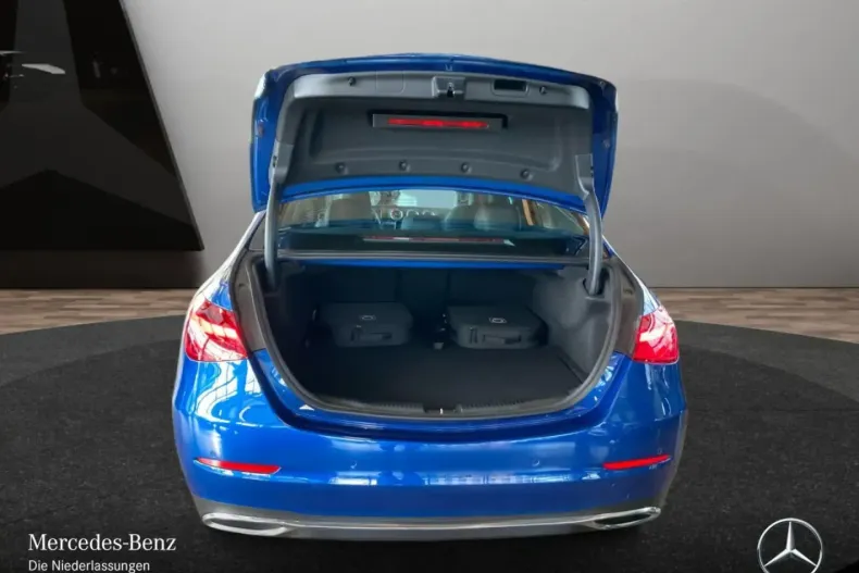 Mercedes-Benz C 300 din 2024 cu 3.630 km - oferta MER163351 - foto 14