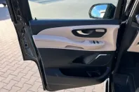 Mercedes-Benz V 300 din 2023 cu 50.143 km - oferta MER163360 - foto 9