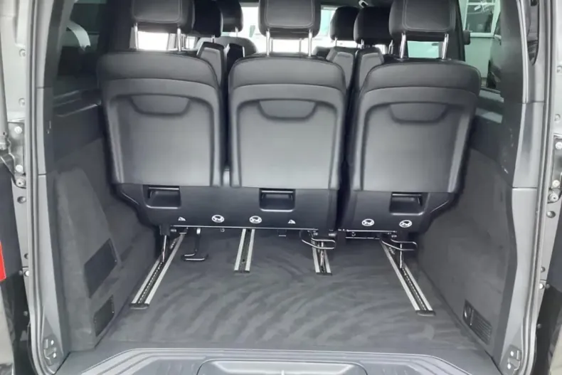 Mercedes-Benz V 300 din 2021 cu 77.303 km - oferta MER163362 - foto 13