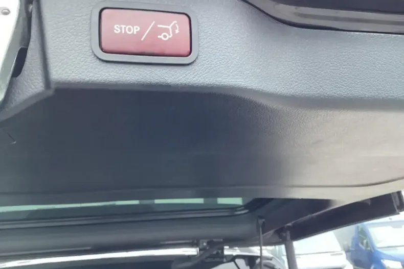 Mercedes-Benz V 300 din 2021 cu 77.303 km - oferta MER163362 - foto 14