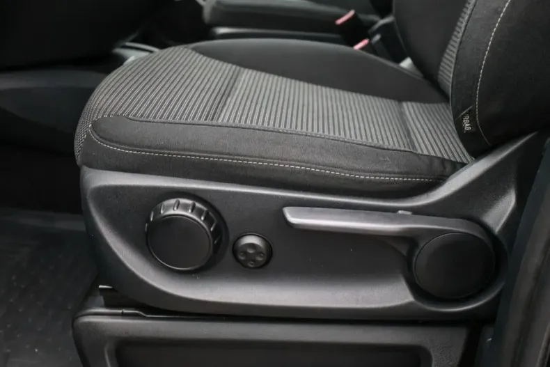 Mercedes-Benz V 220 din 2021 cu 96.012 km - oferta MER163363 - foto 10