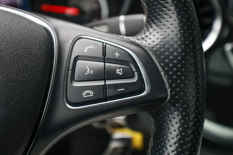 Mercedes-Benz V 220 din 2021 cu 96.012 km - oferta MER163363 - foto 19