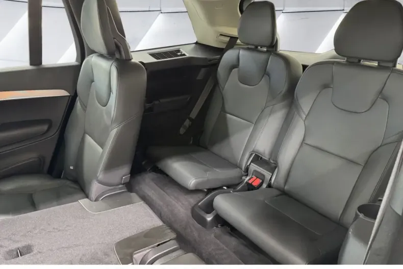 Volvo XC90 din 2024 cu 23.224 km - oferta VOL163364 - foto 16