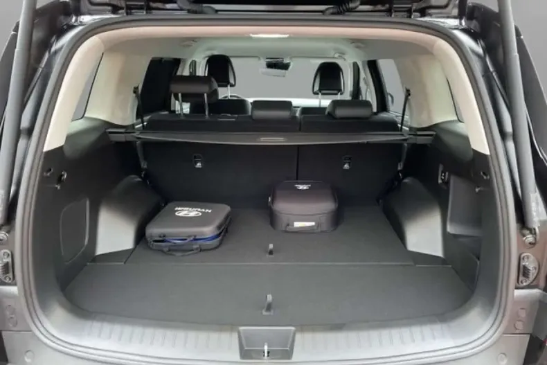 Hyundai SANTA FE din 2024 cu 8.000 km - oferta HYU163368 - foto 6