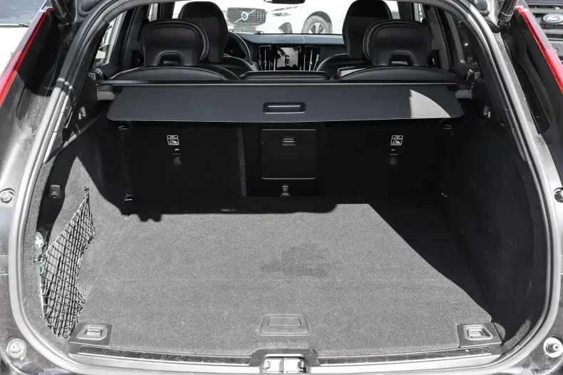 Volvo XC60 din 2024 cu 16.955 km - oferta VOL163372 - foto 15